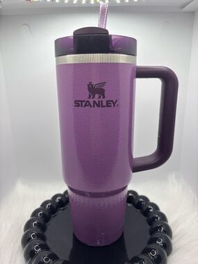 Stanley Purple Travel Tumbler with Handle 30 oz
